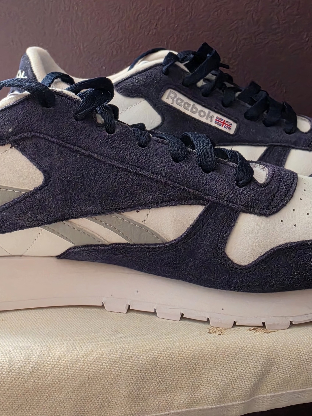 Reebok Men’s Navy Blue and White Suede Leather Sneakers